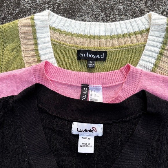 Bundle of 3 knit vests Size S/M - Picture 7 of 7